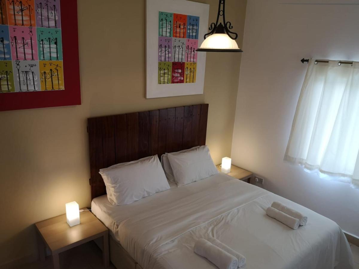 Flame Tree Hotel Kololi Exterior photo